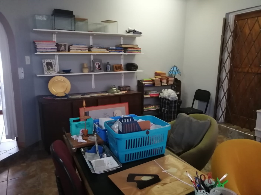 4 Bedroom Property for Sale in Wierda Park Gauteng