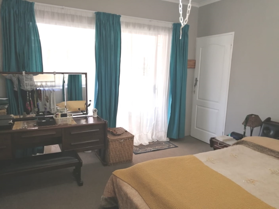4 Bedroom Property for Sale in Wierda Park Gauteng