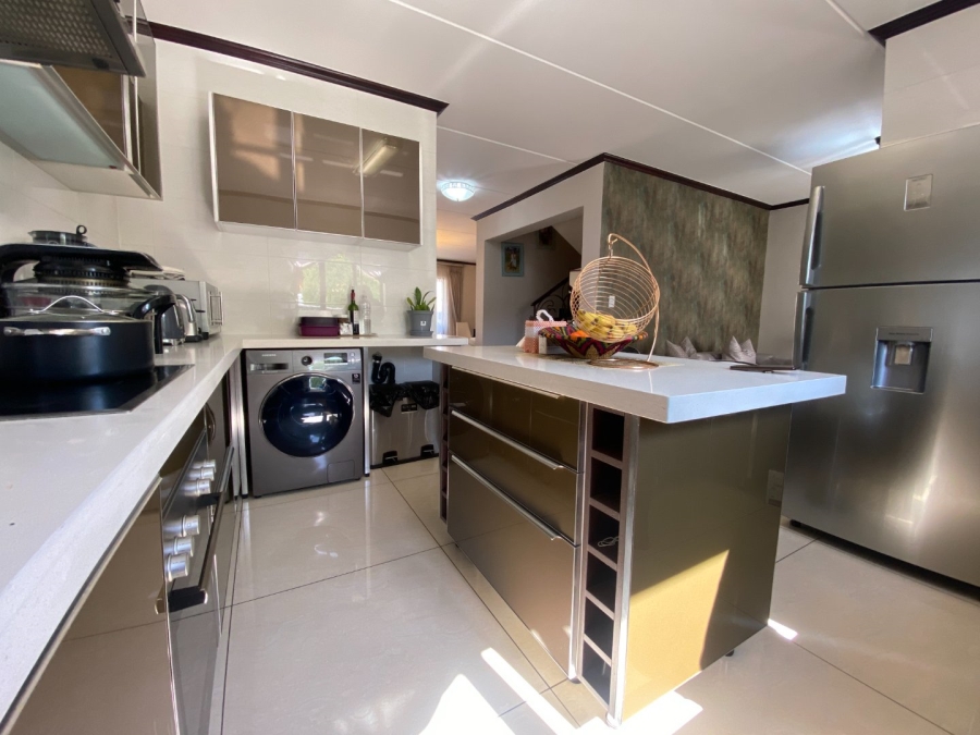 3 Bedroom Property for Sale in Carlswald Gauteng