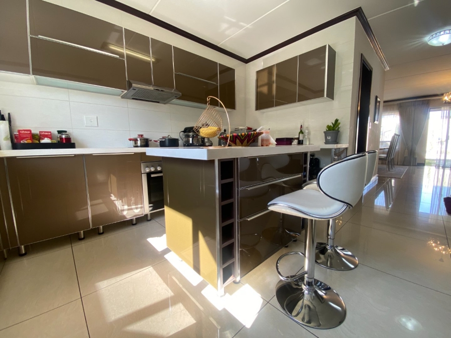 3 Bedroom Property for Sale in Carlswald Gauteng
