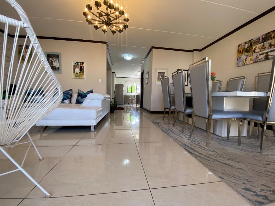 3 Bedroom Property for Sale in Carlswald Gauteng