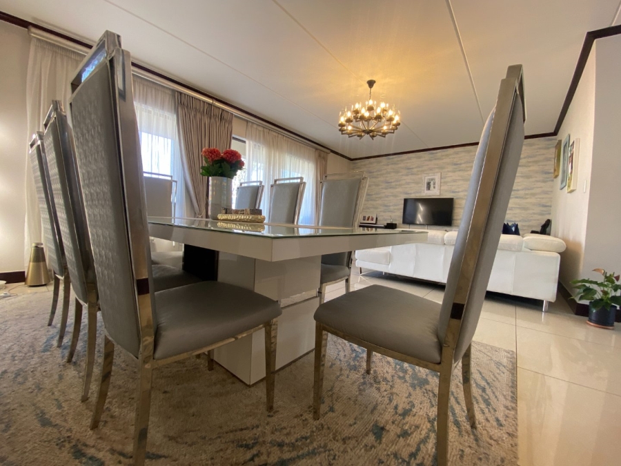 3 Bedroom Property for Sale in Carlswald Gauteng
