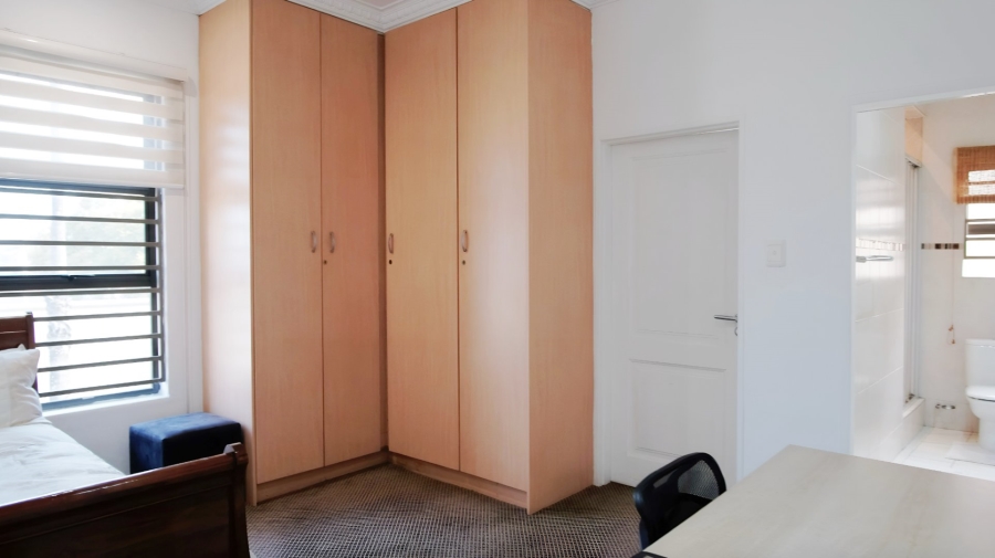 7 Bedroom Property for Sale in Glenvista Gauteng