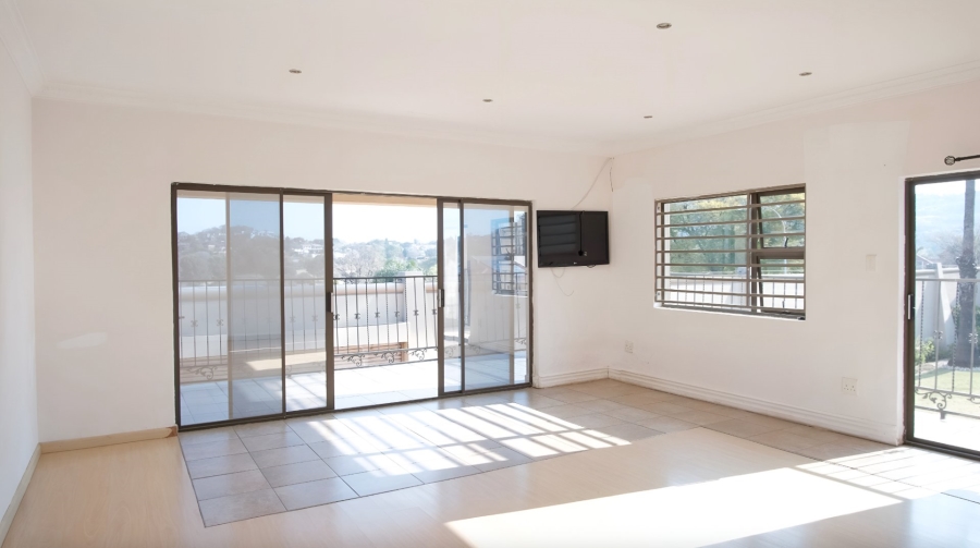 7 Bedroom Property for Sale in Glenvista Gauteng