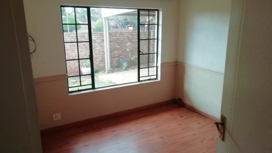 3 Bedroom Property for Sale in Wierdaglen Estate Gauteng