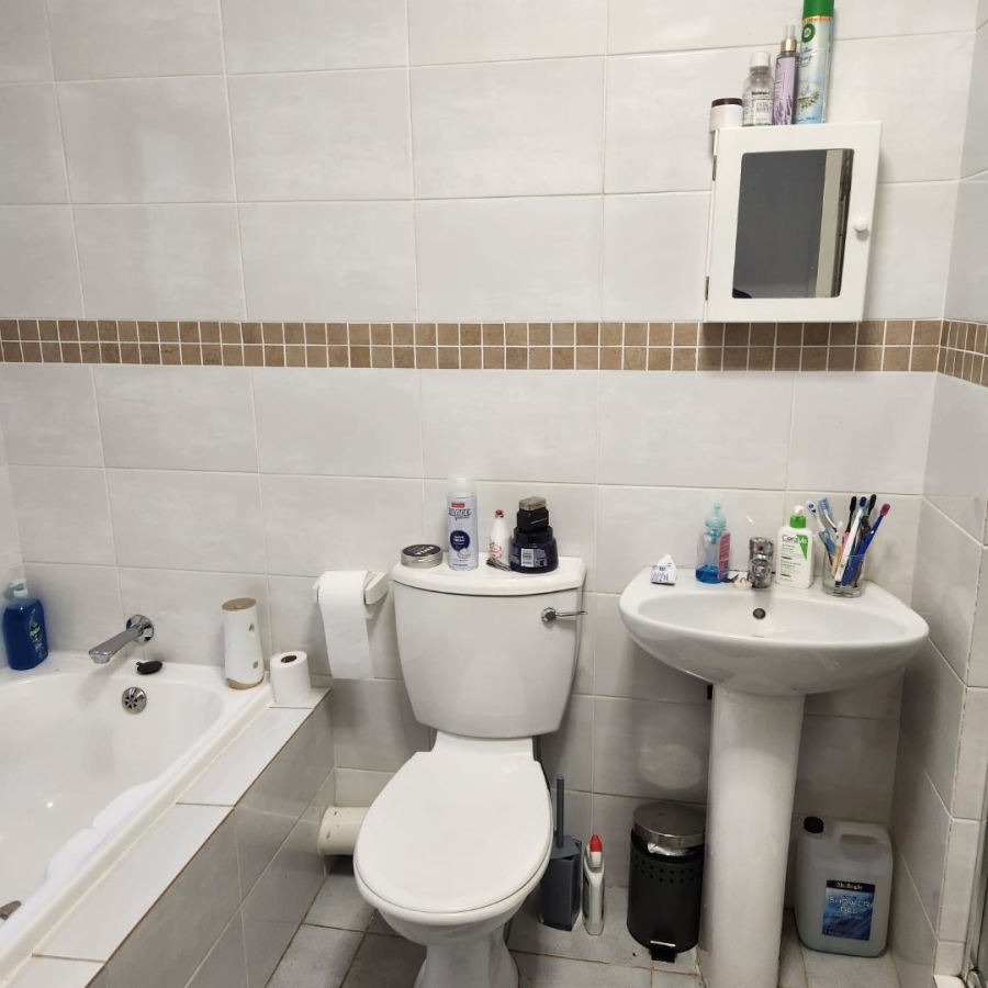 2 Bedroom Property for Sale in Marais Steyn Park Gauteng