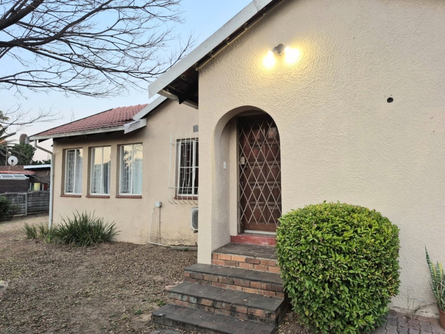 3 Bedroom Property for Sale in Vorna Valley Gauteng