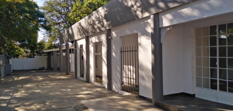  Bedroom Property for Sale in Rietfontein Gauteng