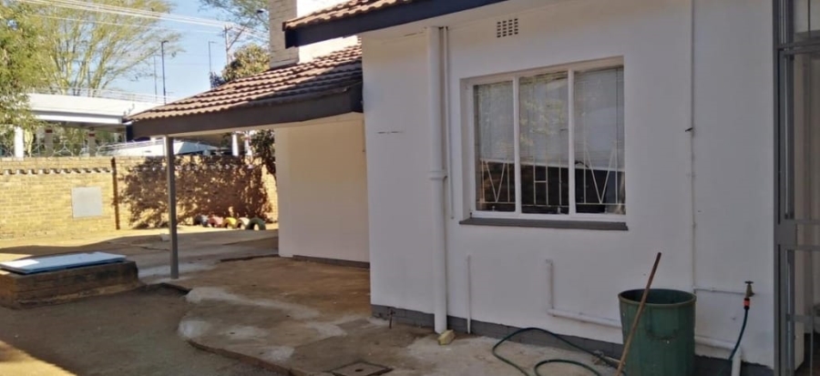  Bedroom Property for Sale in Rietfontein Gauteng