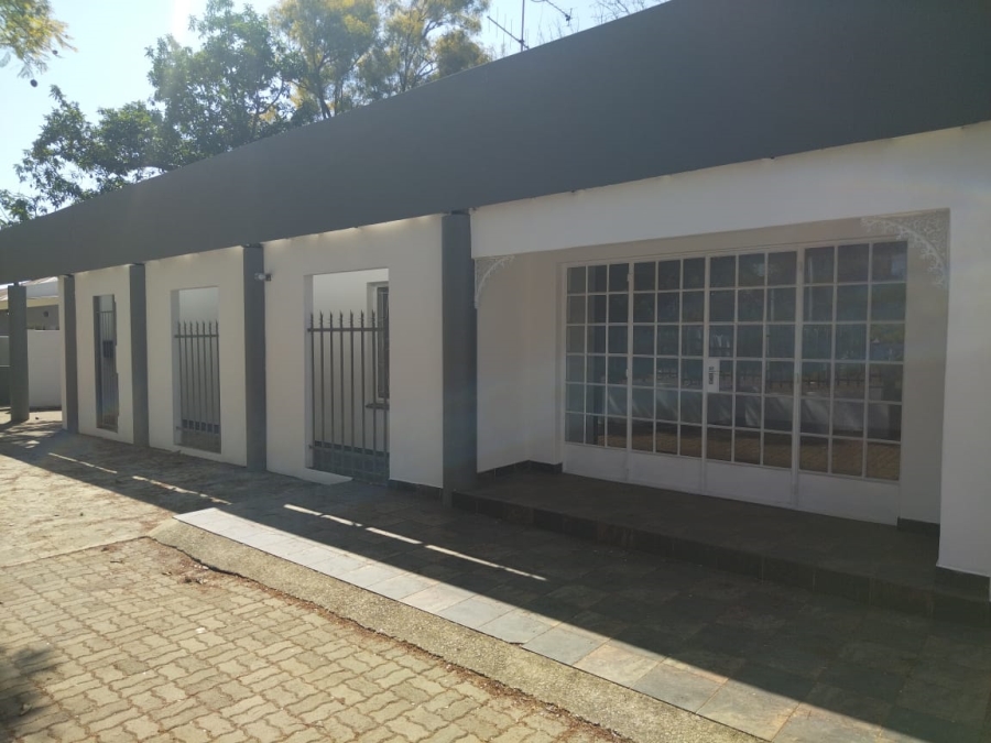  Bedroom Property for Sale in Rietfontein Gauteng