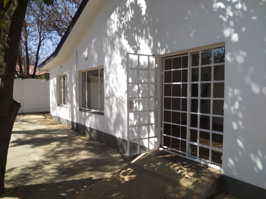  Bedroom Property for Sale in Rietfontein Gauteng