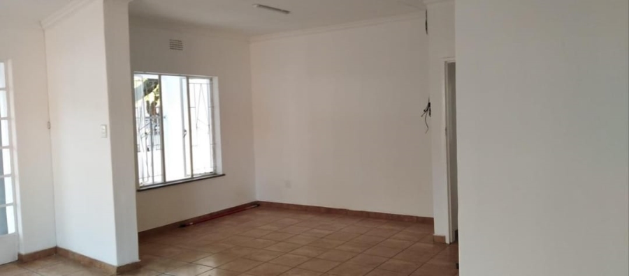  Bedroom Property for Sale in Rietfontein Gauteng