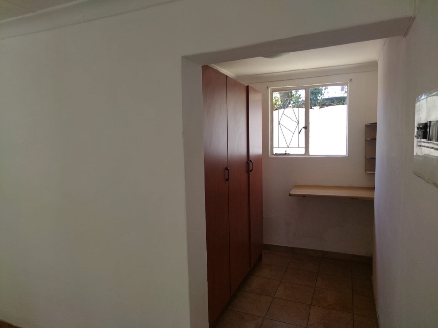  Bedroom Property for Sale in Rietfontein Gauteng