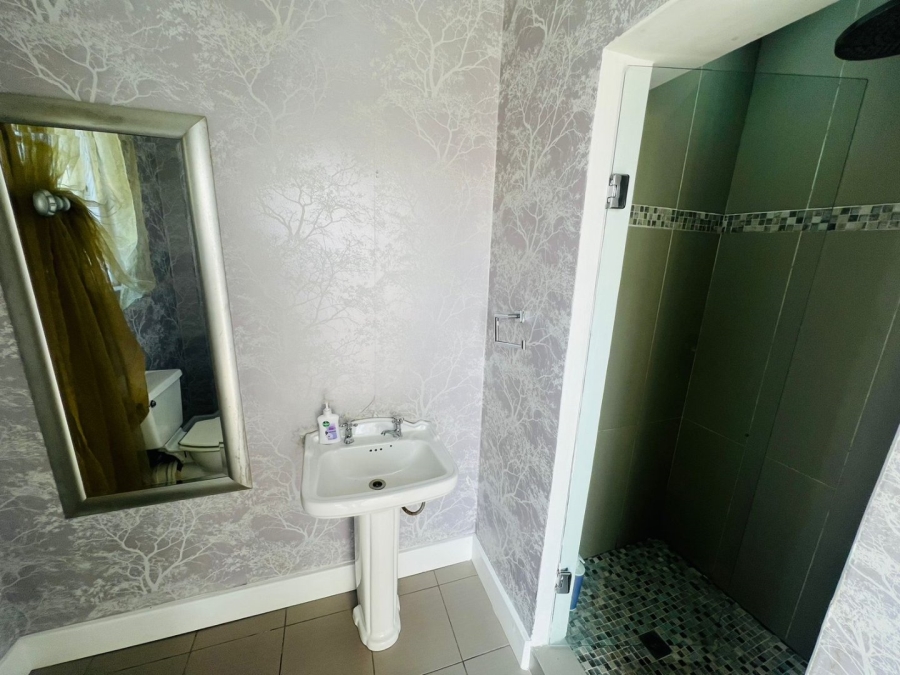 To Let 4 Bedroom Property for Rent in Forest Town Gauteng