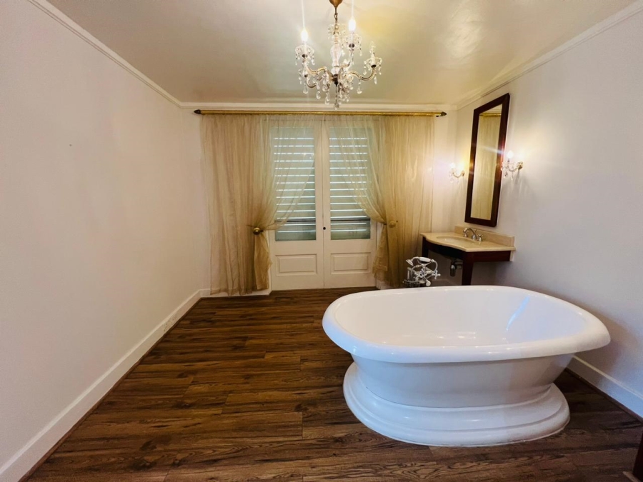 To Let 4 Bedroom Property for Rent in Forest Town Gauteng