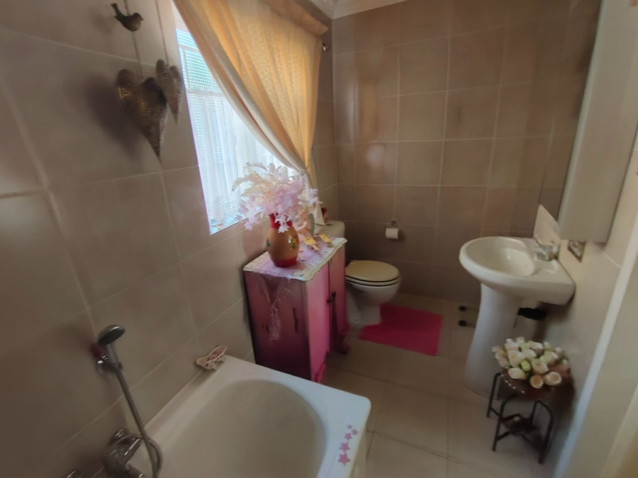 1 Bedroom Property for Sale in Clarina Gauteng