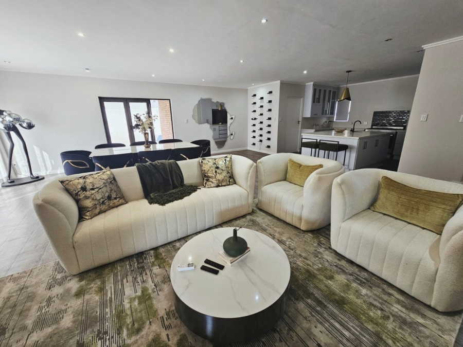 4 Bedroom Property for Sale in Olympus AH Gauteng