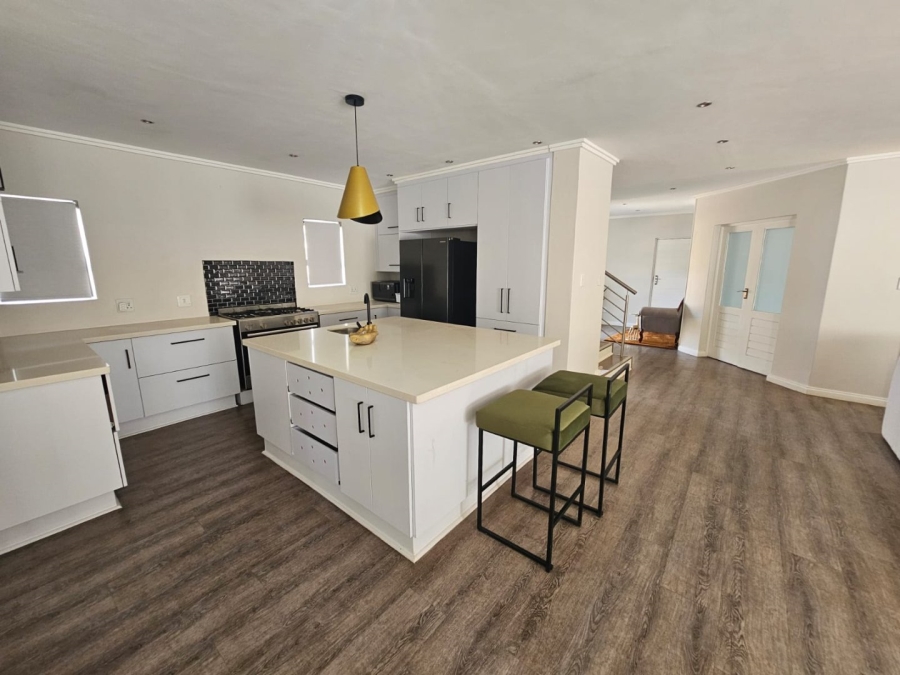 4 Bedroom Property for Sale in Olympus AH Gauteng