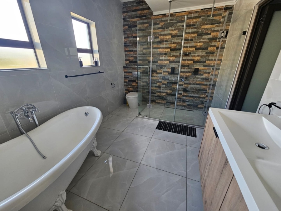 4 Bedroom Property for Sale in Olympus AH Gauteng
