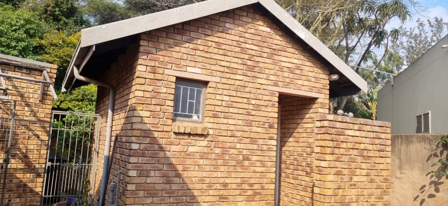 4 Bedroom Property for Sale in Radiokop Gauteng