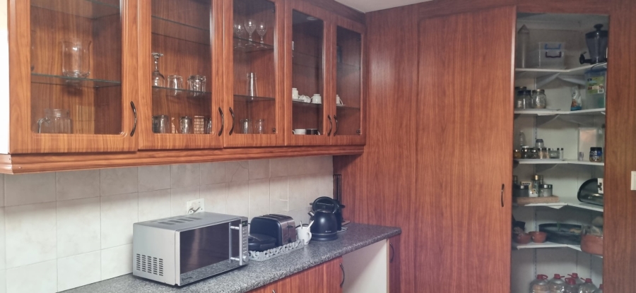 4 Bedroom Property for Sale in Radiokop Gauteng