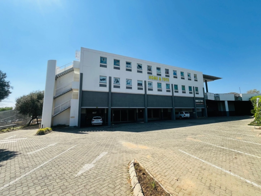  Bedroom Property for Sale in Fourways Gauteng