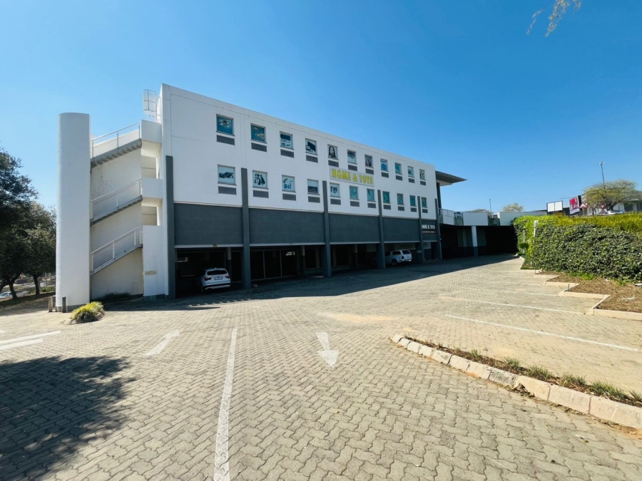  Bedroom Property for Sale in Fourways Gauteng