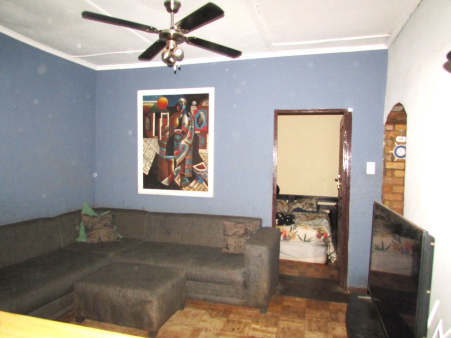 8 Bedroom Property for Sale in Vanderbijlpark CW 2 Gauteng