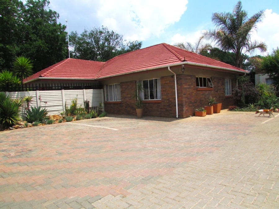 11 Bedroom Property for Sale in Vanderbijlpark CW 2 Gauteng