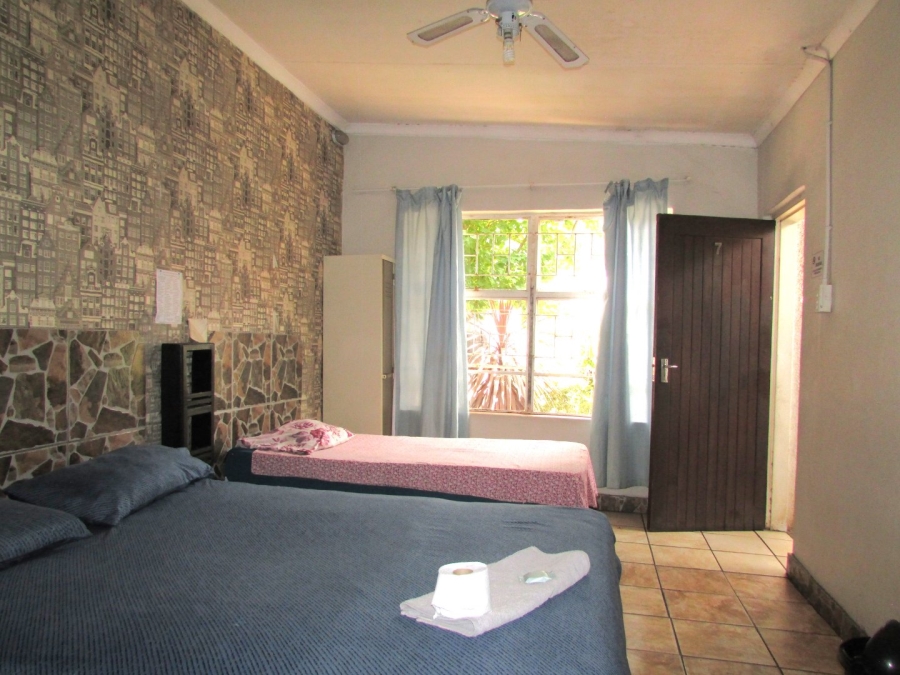 11 Bedroom Property for Sale in Vanderbijlpark CW 2 Gauteng