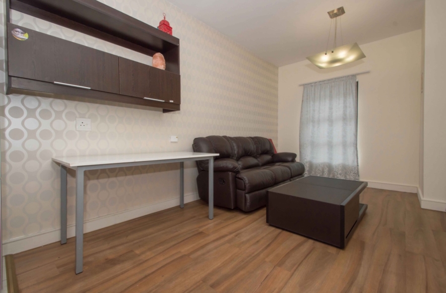 1 Bedroom Property for Sale in Rivonia Gauteng