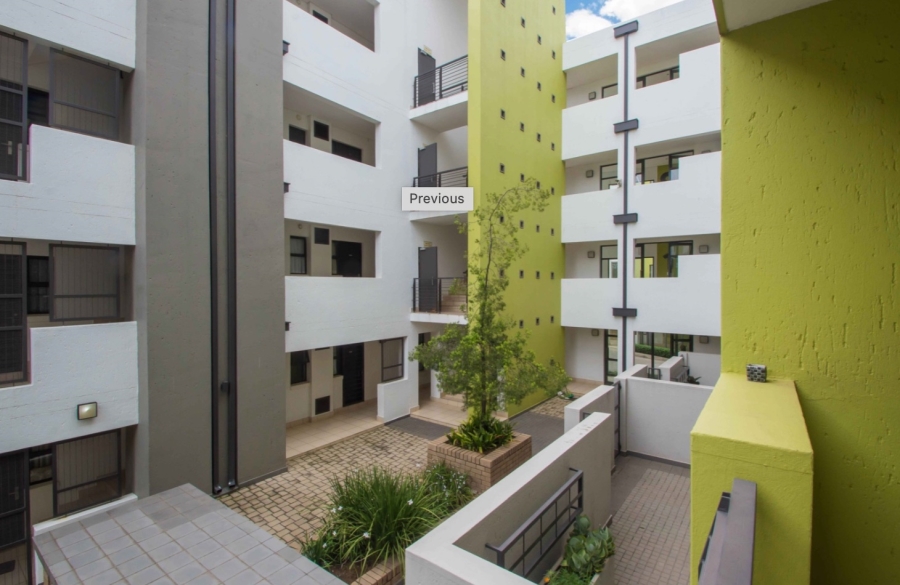 1 Bedroom Property for Sale in Rivonia Gauteng