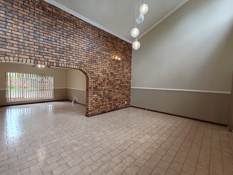 To Let 3 Bedroom Property for Rent in Wonderboom Gauteng