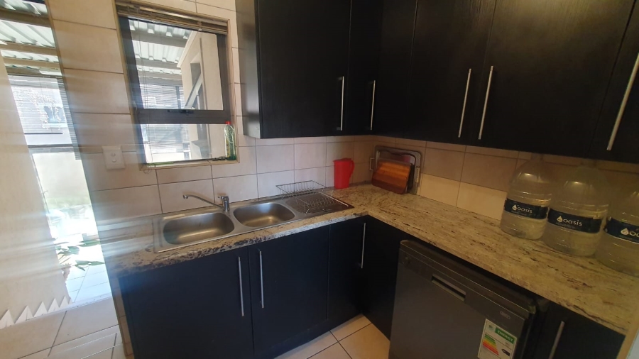 4 Bedroom Property for Sale in Amberfield Valley Gauteng