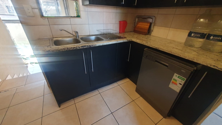 4 Bedroom Property for Sale in Amberfield Valley Gauteng