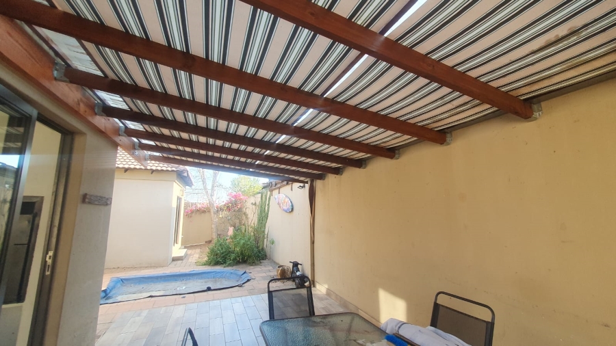 4 Bedroom Property for Sale in Amberfield Valley Gauteng