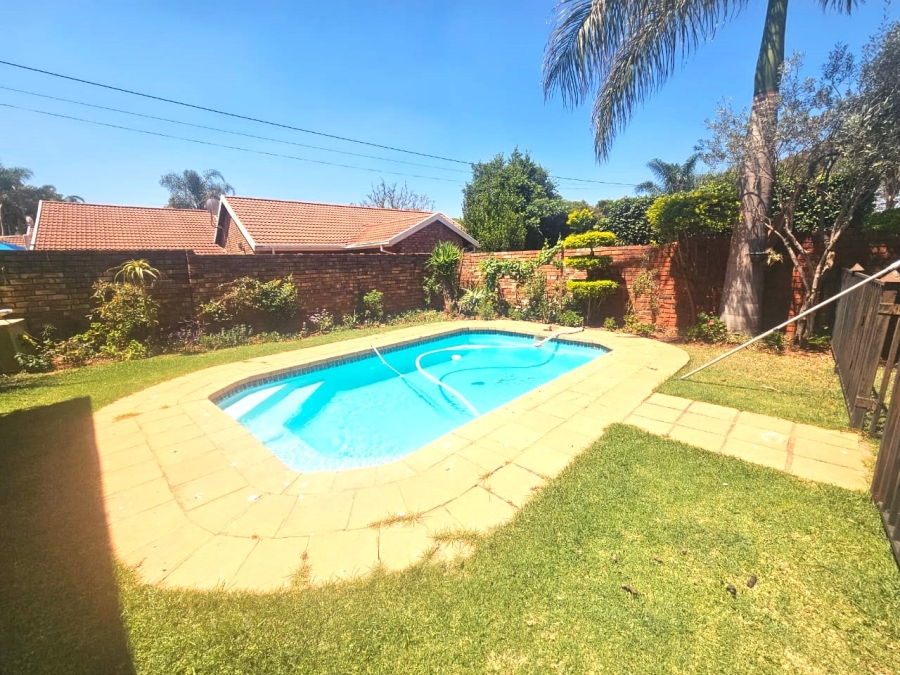 To Let 3 Bedroom Property for Rent in Newlands Gauteng