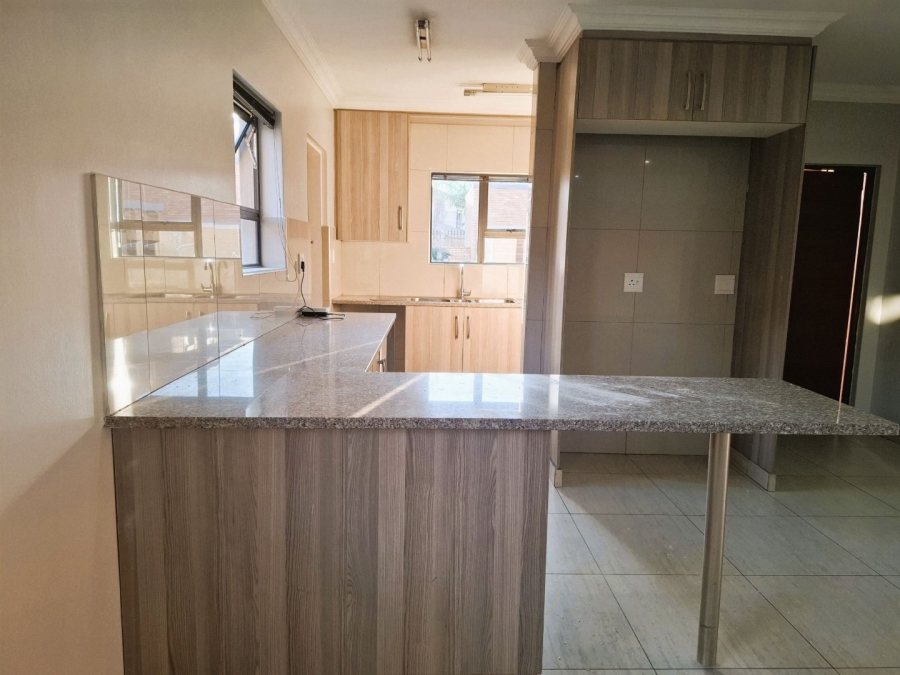 3 Bedroom Property for Sale in Equestria Gauteng