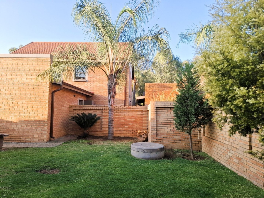 3 Bedroom Property for Sale in Equestria Gauteng