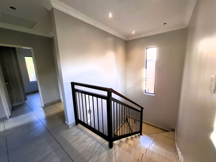 3 Bedroom Property for Sale in Equestria Gauteng