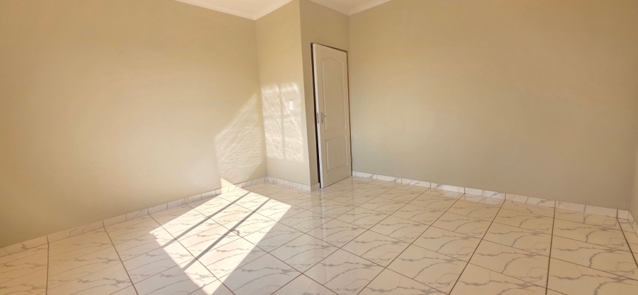 2 Bedroom Property for Sale in Buhle Park Gauteng