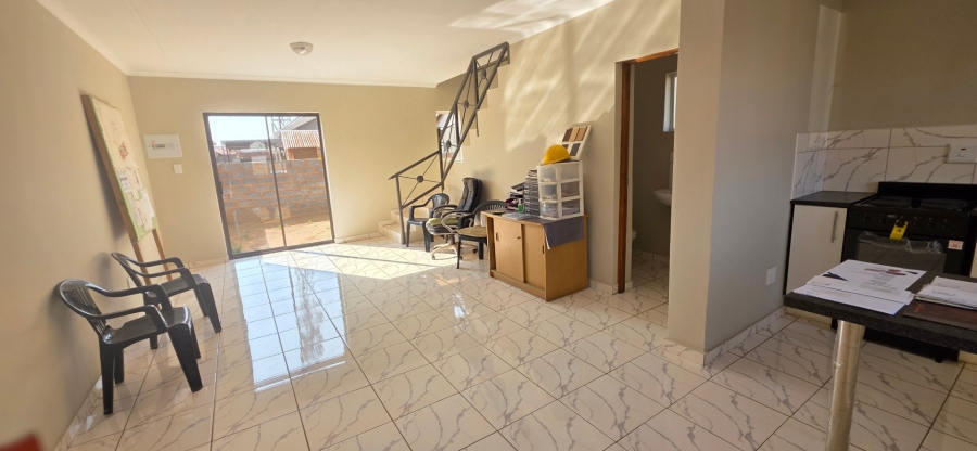 2 Bedroom Property for Sale in Buhle Park Gauteng