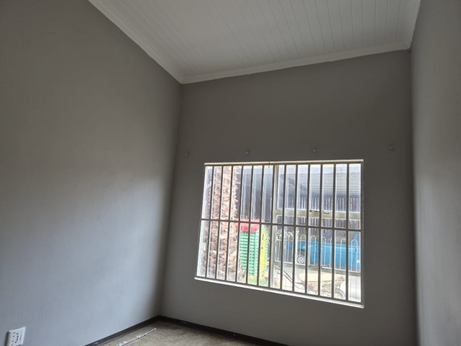 To Let 2 Bedroom Property for Rent in Mnandi Gauteng