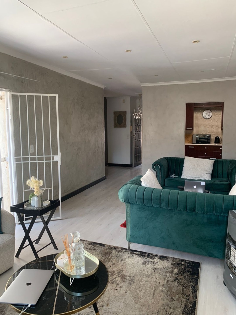 3 Bedroom Property for Sale in Sandown Gauteng