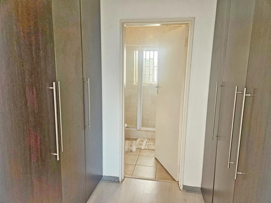 3 Bedroom Property for Sale in Sandown Gauteng