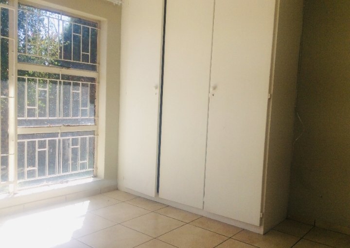 2 Bedroom Property for Sale in New Redruth Gauteng