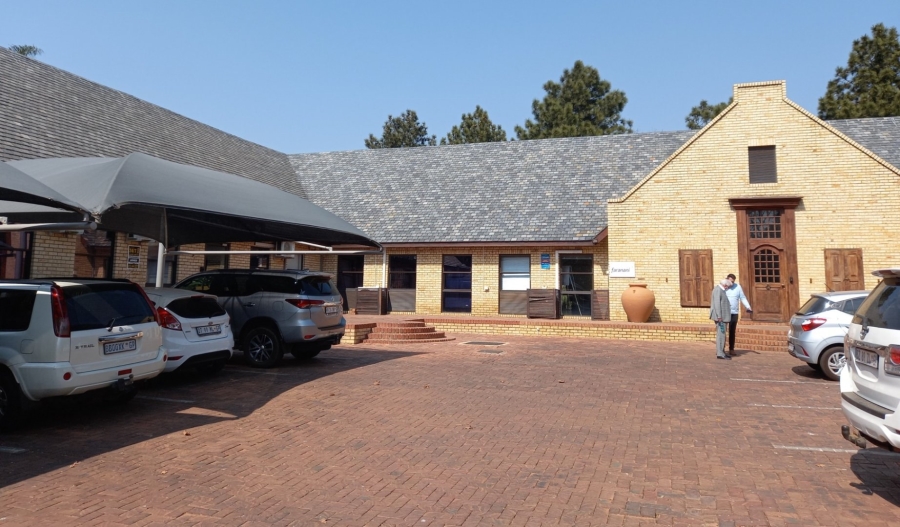 To Let commercial Property for Rent in Woodmead Gauteng