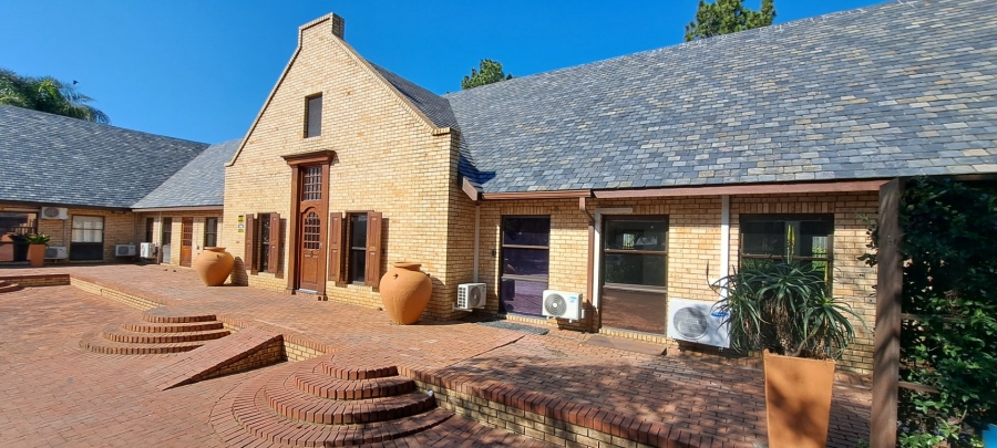To Let commercial Property for Rent in Woodmead Gauteng