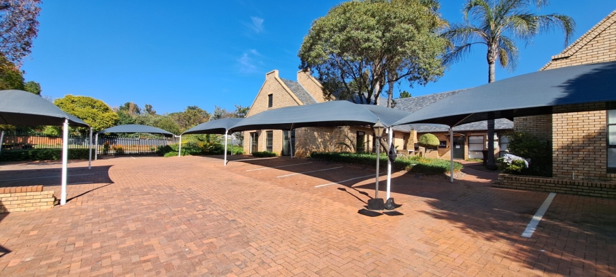 To Let commercial Property for Rent in Woodmead Gauteng