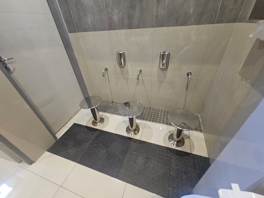 To Let commercial Property for Rent in Raslouw Gauteng